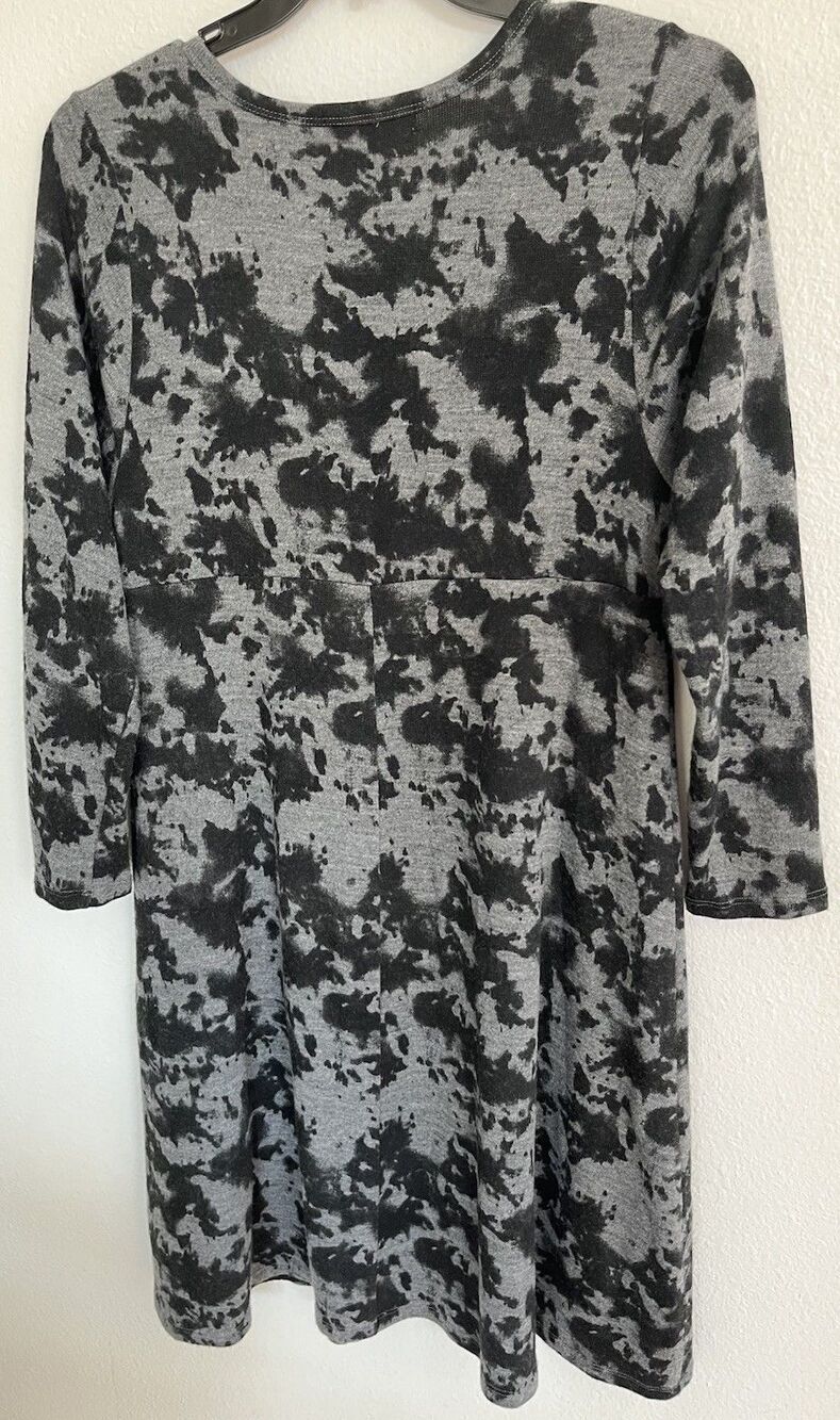 Karen Kane Abstract Knit Womens Cozy Shift Dress Plus Size 1X Gray Black - Picture 2 of 9